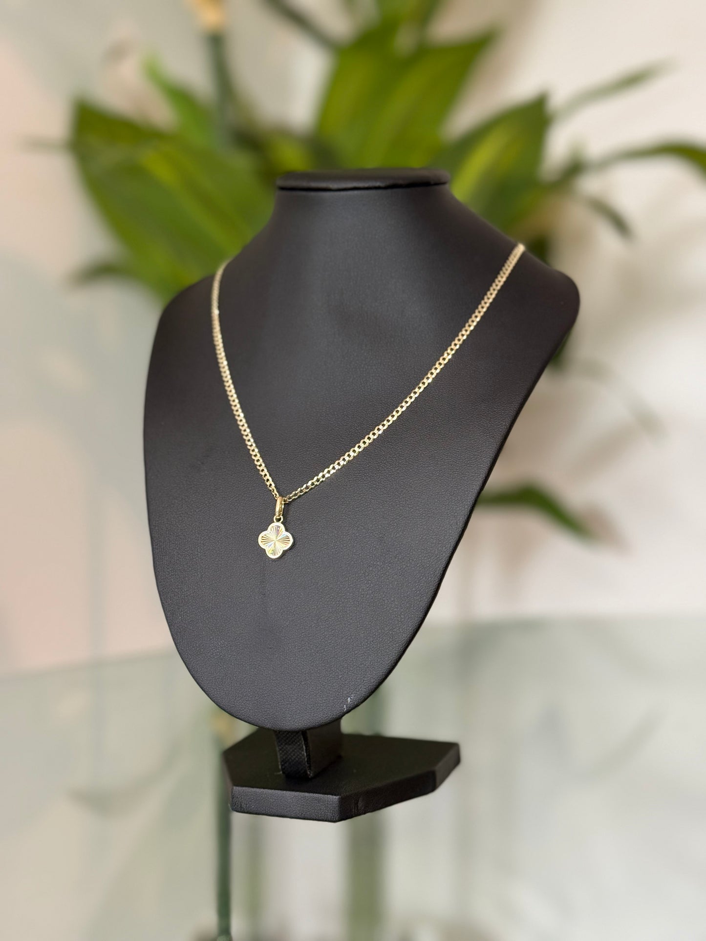 14K GOLD Clover Necklace